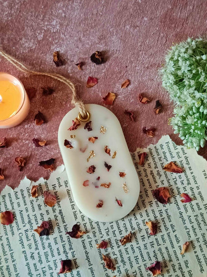 Scented Soywax Air Freshener Sachet - Curved Rectangle 40g – Candles & Fragrances on Brown Living™. SKU: WSB05602. Img 4.