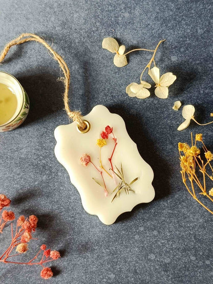 Scented Soywax Air Freshener Sachet - Rectangular Frame 30g – Candles & Fragrances on Brown Living™. SKU: CTC054052923. Img 1.