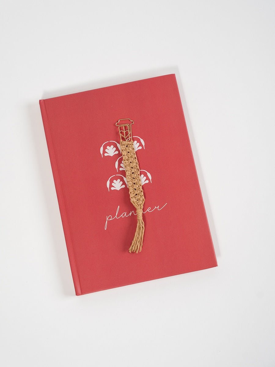 Shabda Handmade Banana Paper Planner & Bookmark – Notebooks & Notepads on Brown Living™. SKU: S25SHABPLAN218-RU. Img 5.