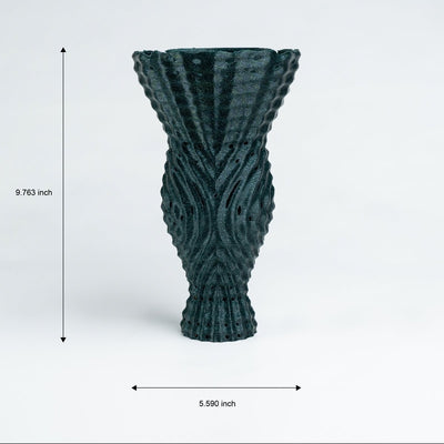 Shelled Wobble Plant - Based Twinkling Green Vase – Home Decor on Brown Living™. SKU: SHWOEDPLTNA031. Img 4.