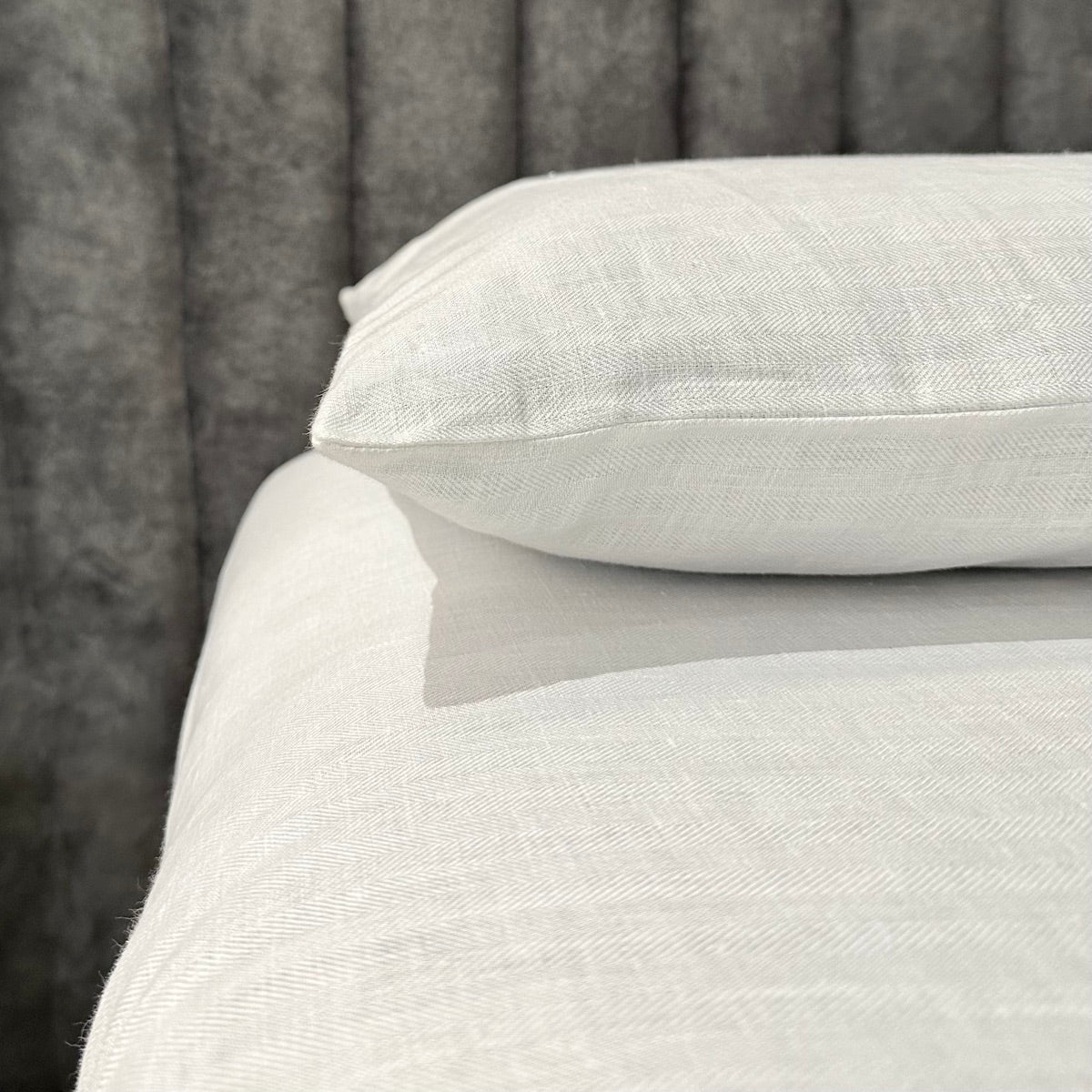 Shwet - Pure White Hemp Bedsheet with Pillow Cases | Verified Sustainable by Brown Living™