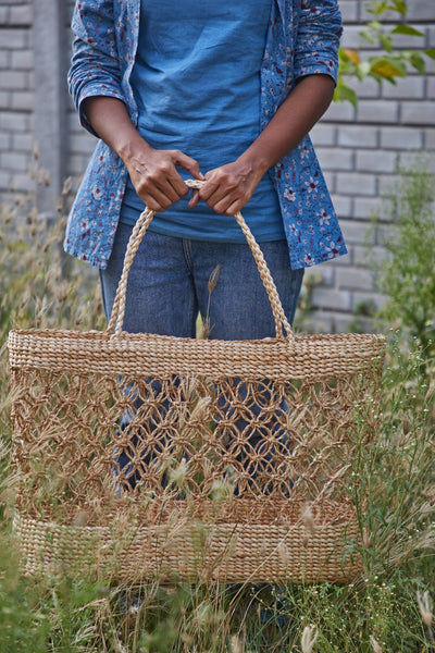 Sian Banana Fiber Beach Tote Bag | Handwoven Eco-Friendly Tote – Handbags on Brown Living™. SKU: S-026. Img 2.