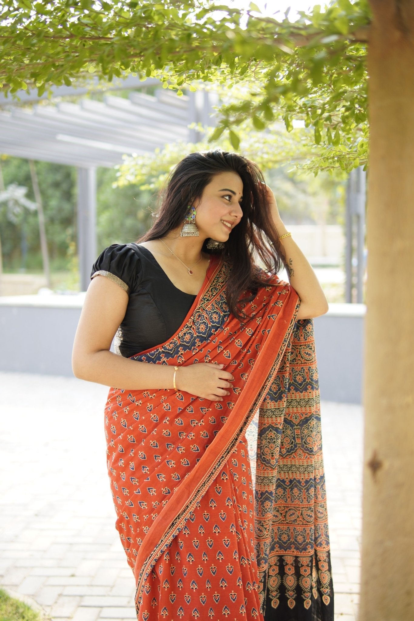 Sinduri Mulmul Cotton Saree | Verified Sustainable by Brown Living™