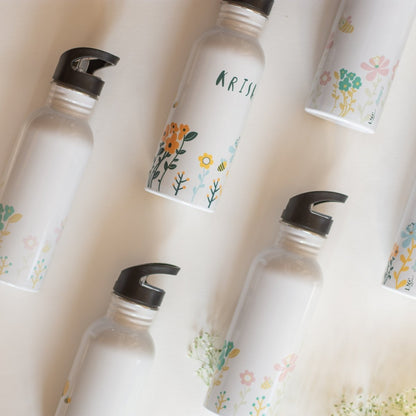 Sipper Bottle - Bee Yourself - Navy | 600 ml | Leakproof | Verified Sustainable by Brown Living™