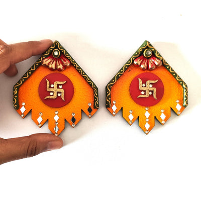 Small Kite Saathiya Wall Sticker Set of 2 | Festive Decor – Home Decor on Brown Living™. SKU: KSS01. Img 3.