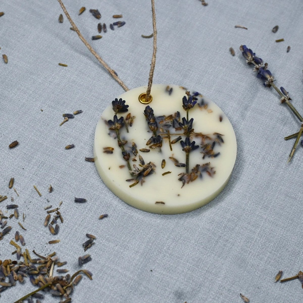 Small Round Wax Sachet And Fragrances – Wax Sachets & Fragrance by Aniora available on Brown Living™. Lavender . SKU: ANCA044_4. Img 3.