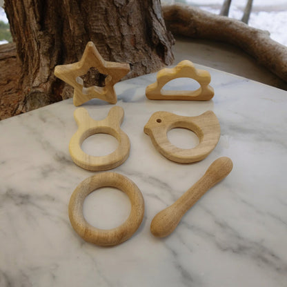 Soothing Teethers Made From Pure Neem Wood For Babies – Baby Teethers & Soothers on Brown Living™. SKU: T_STR-CLD-DV-BNY-DBL-RNG. Img 4.