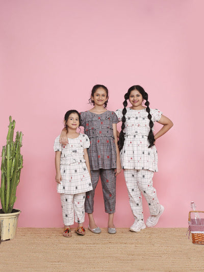 Square Symmetry Co - ord Pant Set | Modern, Stylish & Comfortable Wear – Womens Co - Ord Sets on Brown Living™. SKU: LB05-01-01. Img 5.