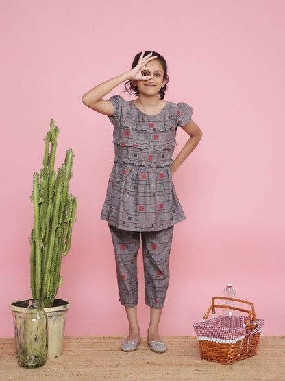 Square Symmetry Co - ord Pant Set | Modern, Stylish & Comfortable Wear – Womens Co - Ord Sets on Brown Living™. SKU: LB05-01-01. Img 4.
