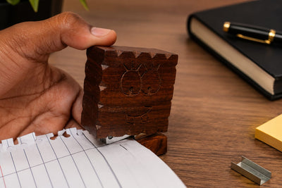 Stapler | Compact Desk Stapler for Office & Home – Home & Garden on Brown Living™. SKU: WSS. Img 18.