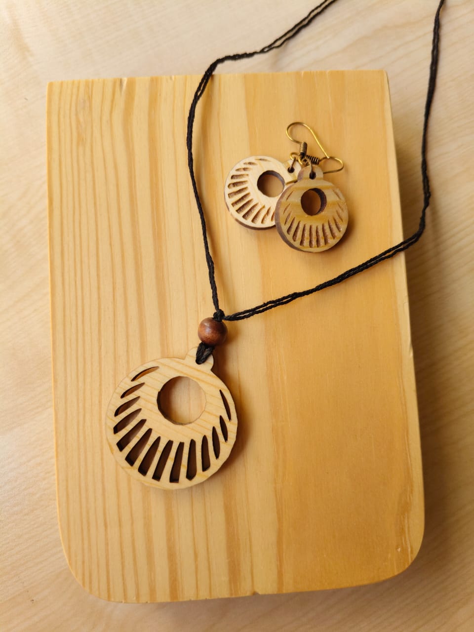 Sun & Moon Wooden Jewellery Set – Jewellery on Brown Living™. SKU: WJ05n. Img 3.