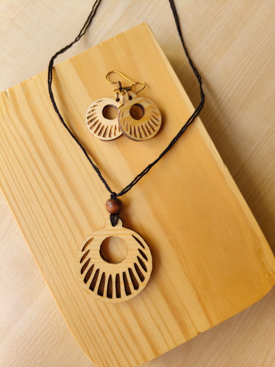 Sun & Moon Wooden Jewellery Set – Jewellery on Brown Living™. SKU: WJ05n. Img 2.
