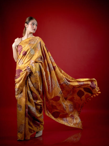 Sunehri Silk Sari – Handwoven Traditional Pure Silk Sari – Womens Saree on Brown Living™. SKU: sarisuneh. Img 2.