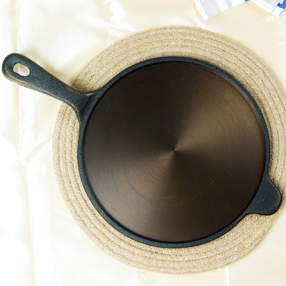 Buy Super Smooth Handmade Cast Iron Roti Tawa Online on Brown Living ...