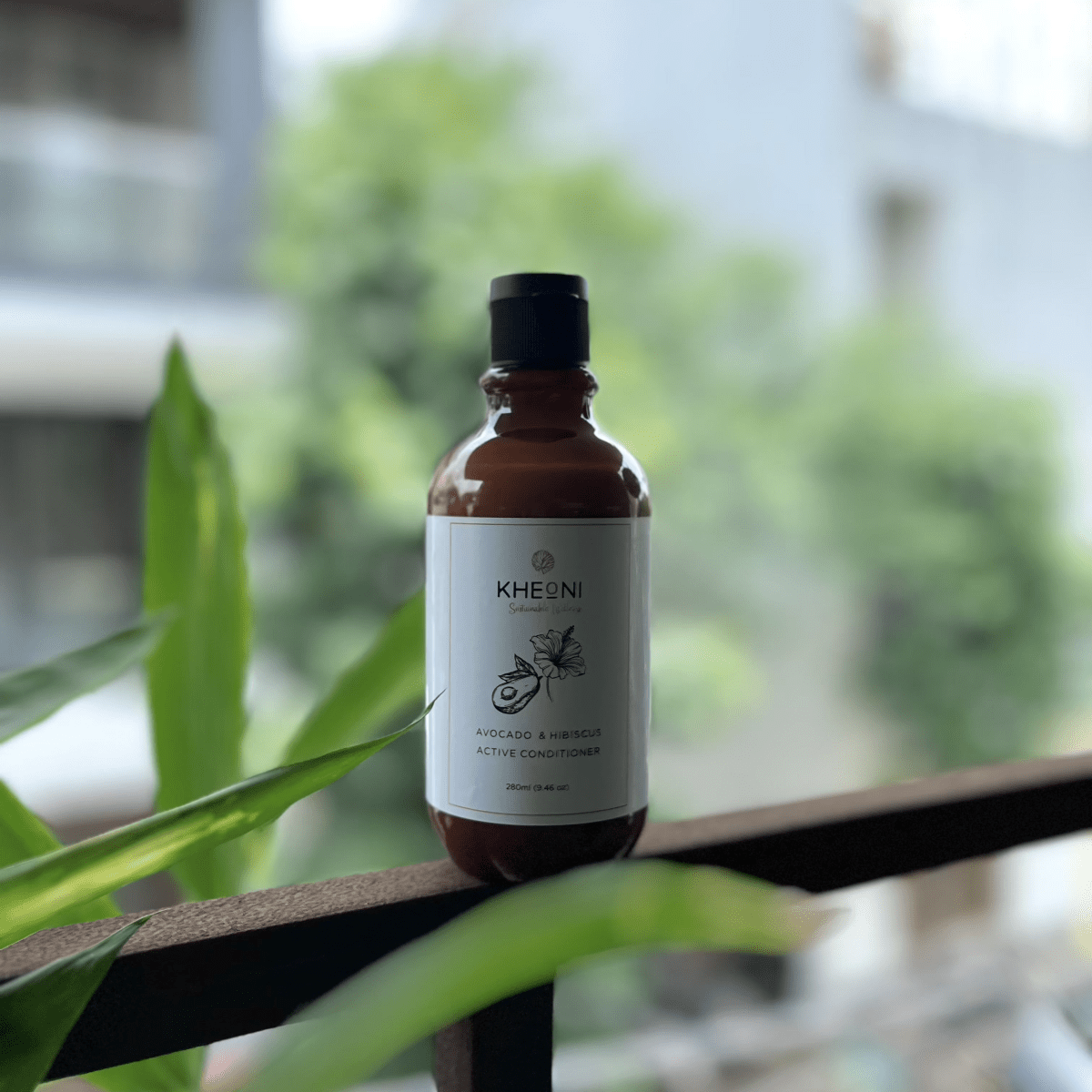 Avocado Hibiscus Active Hair Conditioner – Hair Conditioner by Kheoni available on Brown Living™. . SKU: FFCOAH280L. Img 5.