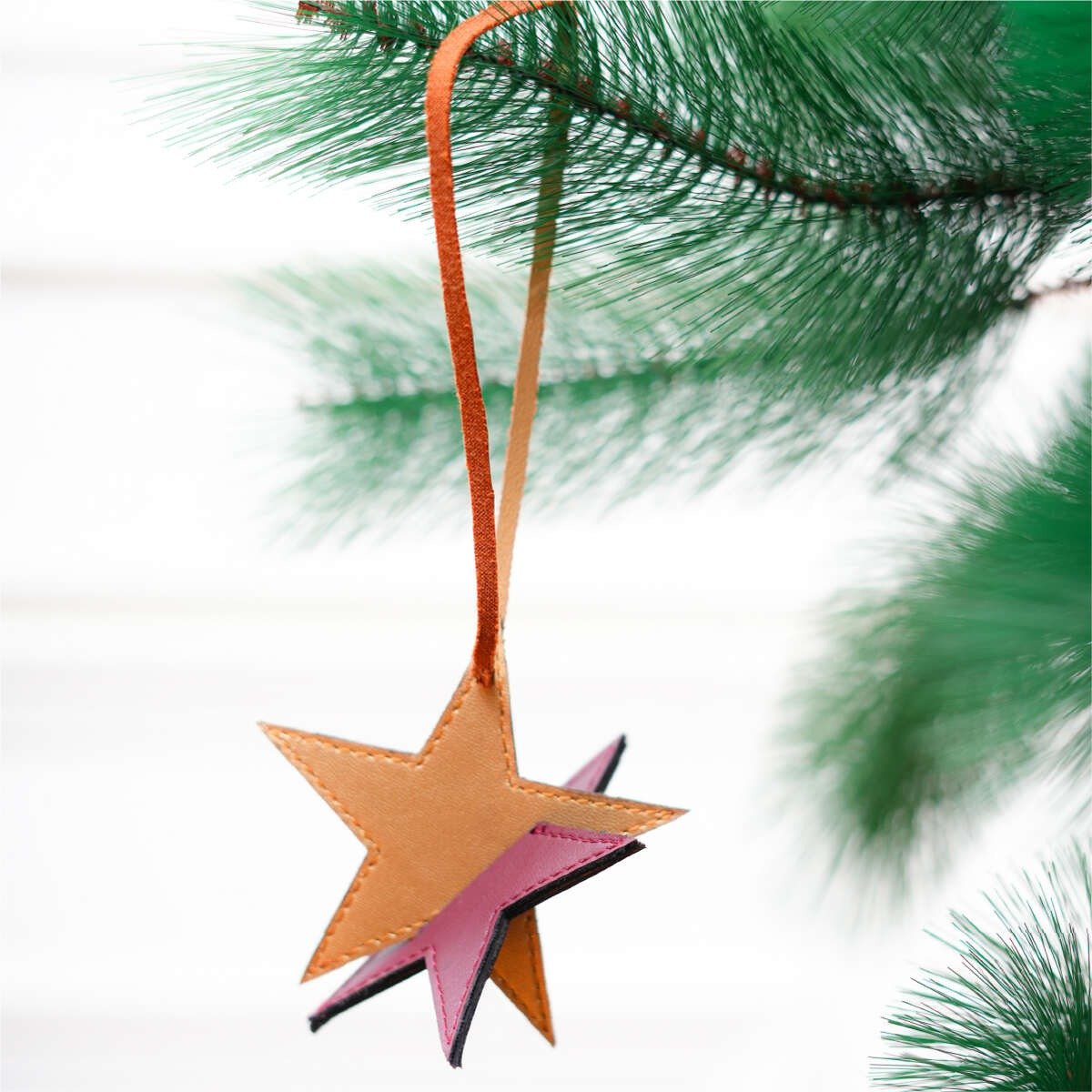 Banana Leather Festive Decor Handcrafted Christmas Star (Orange) – Decor & Artefacts on Brown Living™. SKU: XMGH1006. Img 4.