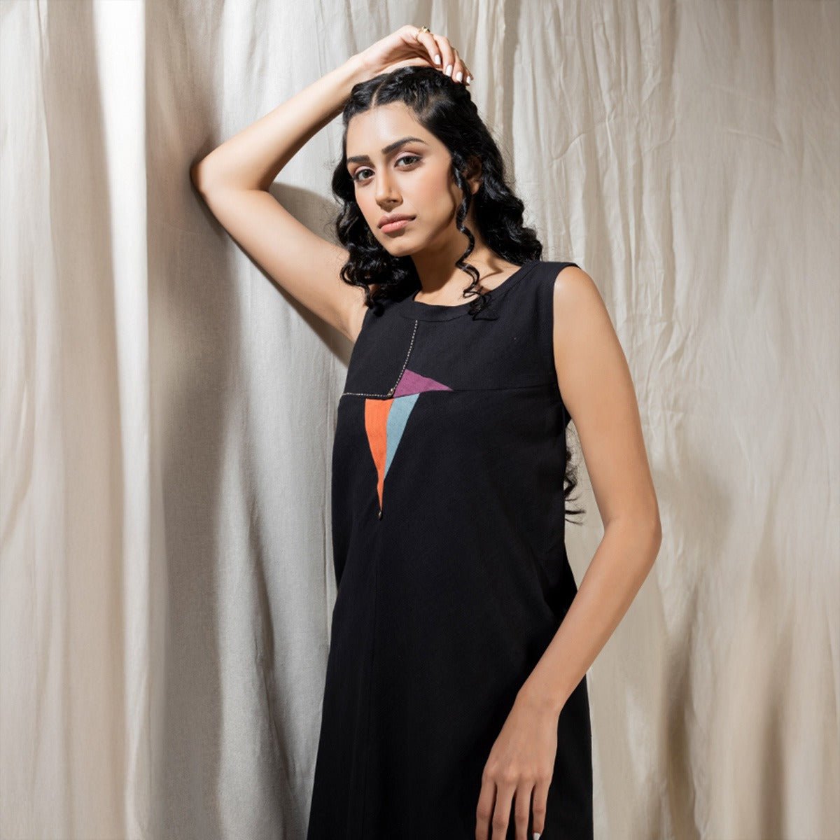 Black Triangular Tales - Knee Length Dress | Verified Sustainable by Brown Living™
