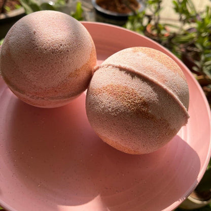 Blooming Rose & Peony Bath Bomb With Natural Clays | Verified Sustainable by Brown Living™
