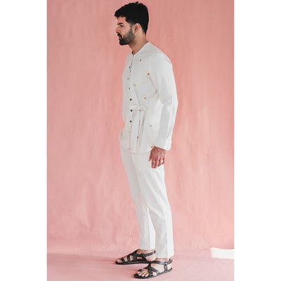 Dahlberg Khadi Shirt - Side Tie Up, Embroided Daisies – Mens Shirt on Brown Living™. SKU: DL0145XS. Img 3.