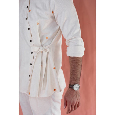 Dahlberg Khadi Shirt - Side Tie Up, Embroided Daisies – Mens Shirt on Brown Living™. SKU: DL0145XS. Img 2.