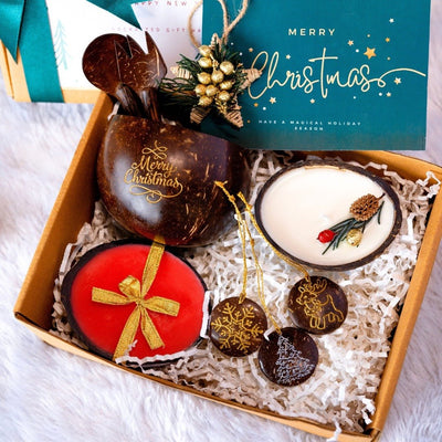 Eco - Friendly Christmas Gifts Set | Christmas Gift Hampers – Gift Giving on Brown Living™. SKU: TGAXMASHMPR. Img 1.