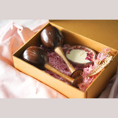 Eco - Friendly Love Gifts/Hampers Set – Gift Giving on Brown Living™. SKU: TGALVEHMPR. Img 3.