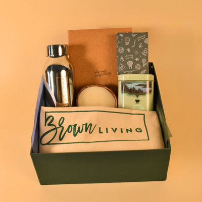 Eco - Friendly Wellness Hamper: Tote Bag, Tea, Candles & More – Gift Giving on Brown Living™. SKU: BL_EWH_TTCBB. Img 4.
