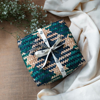 Gentleman’s Care Hamper | Sustainable Self - Care for the Modern Men – Gift Giving on Brown Living™. SKU: BNWD03 - 1. Img 2.