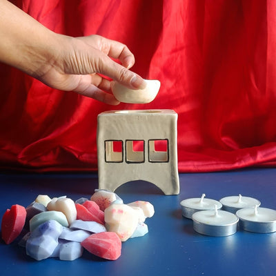 Glaze & Maze Wax Diffuser Set – Fragrance Diffusers on Brown Living™. SKU: CWD1. Img 4.