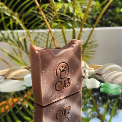 Gulabi Nagari Moisturizing bar | Pink Clay – Body Soap on Brown Living™. SKU: GN - MB. Img 4.