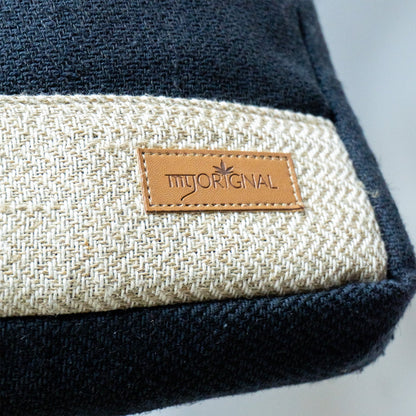 Sustainable Hemp Office Bag for Everyday Work – Laptop Sleeve on Brown Living™. SKU: OGESSH0502. Img 5.