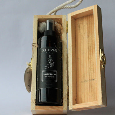 Juniper Hydroso - Face Toner for Refreshing Skincare – Face Toner on Brown Living™. SKU: FFHYJU150L. Img 2.