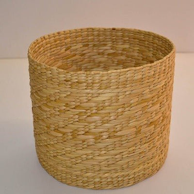 Lightweight Kauna Planter – Pots & Planters on Brown Living™. SKU: KALPLT018A. Img 4.