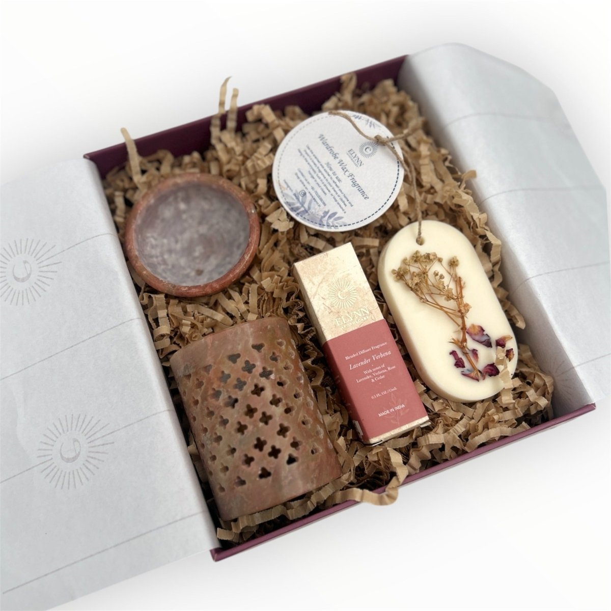 Luxurious Gift Set with Marble Diffuser, Diffuser Oil, and Wax Sachet ...
