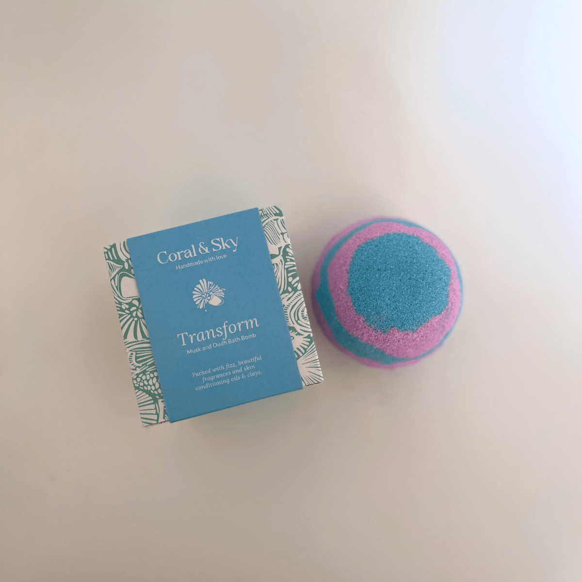 Musk and Oudh Calming Bath Bomb | Verified Sustainable by Brown Living™
