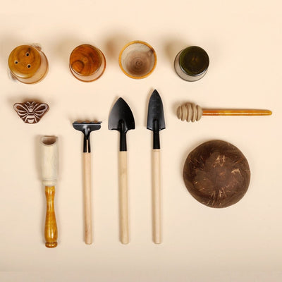 Natural Wooden Gardening Toy – Kids Roleplay Kit – Learning & Educational Toys on Brown Living™. SKU: WGT01. Img 1.