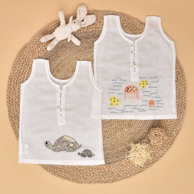 Ocean Friends Baby Jabla (Turtle and Sea Creatures) - Pure Mulmul Baby Jabla Set of 2 – Kids Shirts on Brown Living™. SKU: STRMULFOJAB09 - S. Img 42.