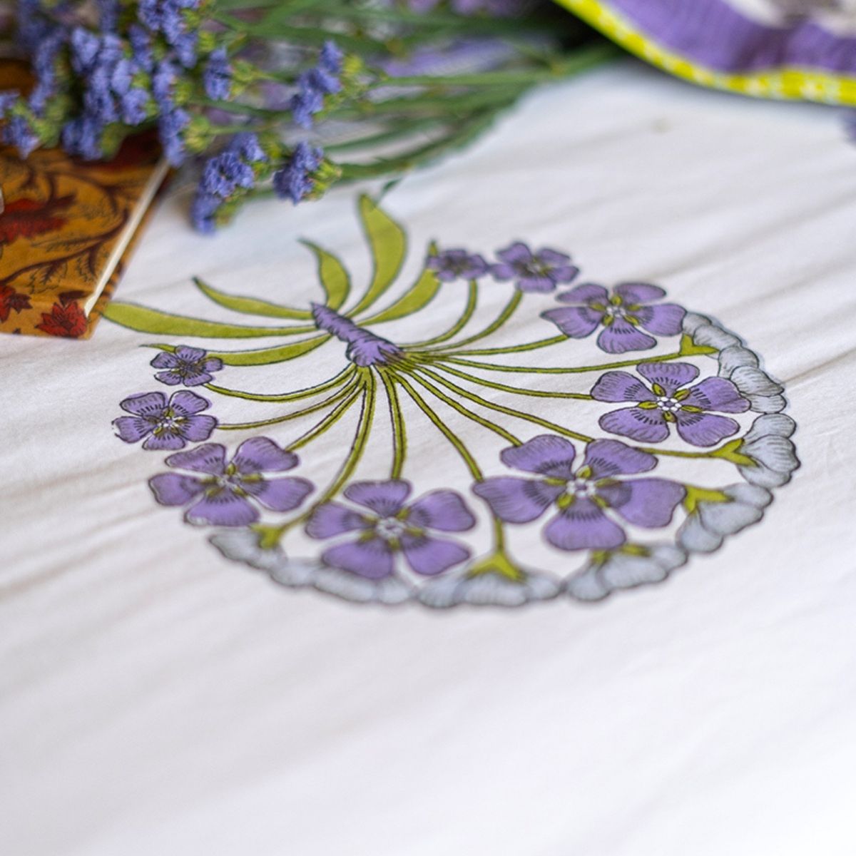 Organic Cotton Multicolor Pristine Floral Bed Linen | Verified Sustainable by Brown Living™