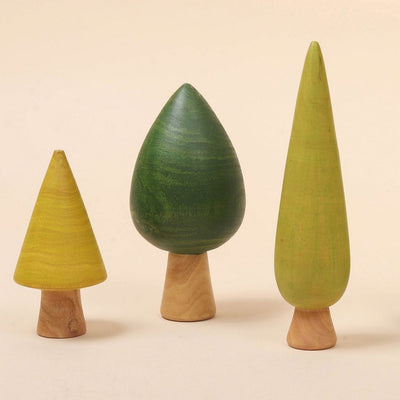Set A Forest Trees – 6 - Piece Wooden Nature Toy – Role & Pretend Play Toys on Brown Living™. SKU: WT6A. Img 3.