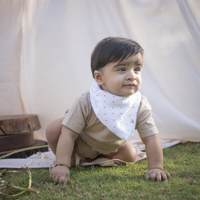 Spottie Dottie Organic Cotton Drool Bib – Soft & Absorbent – Baby Bibs & Hanky on Brown Living™. SKU: MM - 02 - 0002. Img 1.