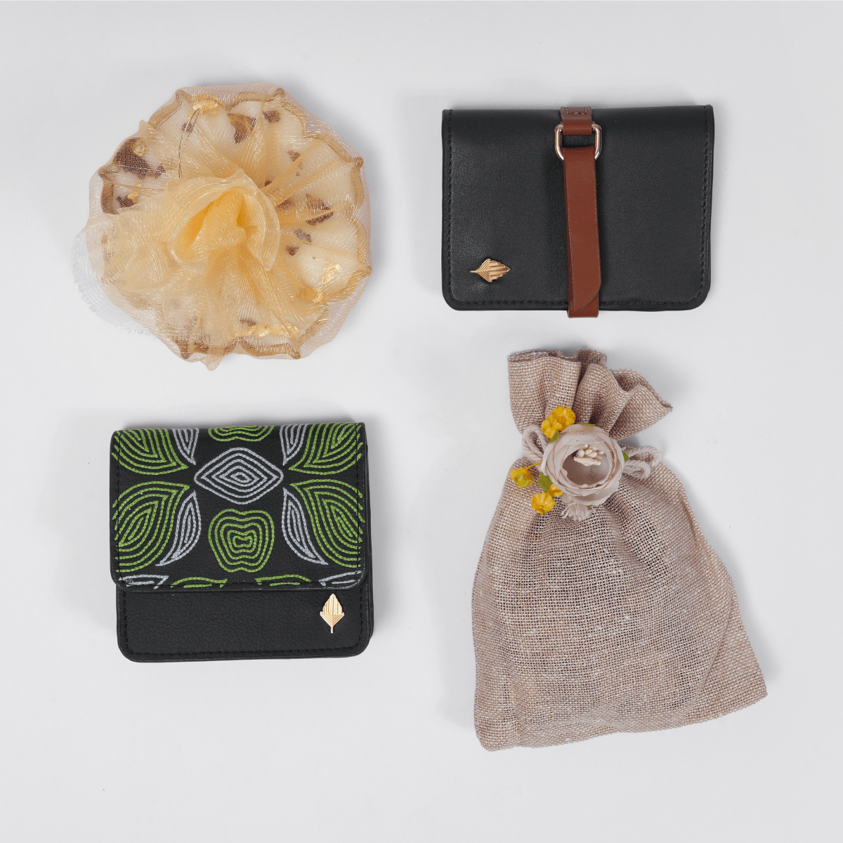 The Classic His & Her Gift Set | Crafted from Cactus Leather | Sustainable Elegance for Couples – Gift Giving on Brown Living™. SKU: FGBGH008. Img 3.