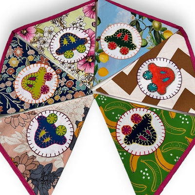 Upcycled Car Motif Bunting – Wall Decor on Brown Living™. SKU: UMW - BUNTING - CAR - 01. Img 7.