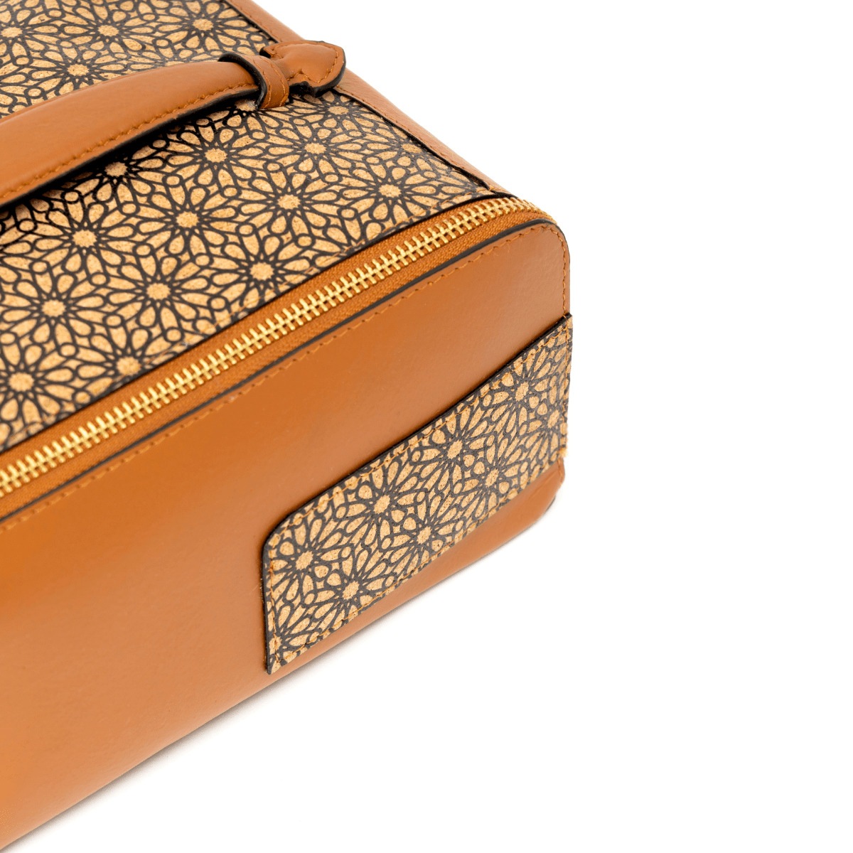 Utility Pouch with Handle & Zipper – Plant Leather & Cork Print (Tan Matt) | Verified Sustainable by Brown Living™