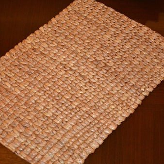 Water Hyacinth Rectangular Placemats (Set of 2) – Table Linens on Brown Living™. SKU: WHPMAT025A. Img 3.