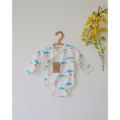 Whales Organic Baby Kimono Onesie – Soft Cotton Newborn Romper – Kids Onesies on Brown Living™. SKU: AC - 01 - 0001/0 - 3M. Img 2.