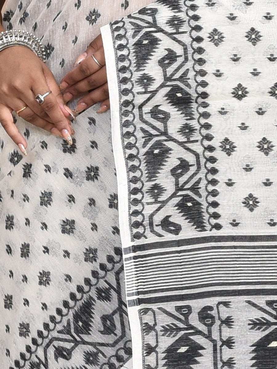 White Cotton Dhakai Jamdani Saree | Verified Sustainable by Brown Living™