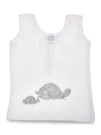 White Mulmul Semi Front Open Jabla - Tortoise Design Hand Embroidery | Verified Sustainable by Brown Living™