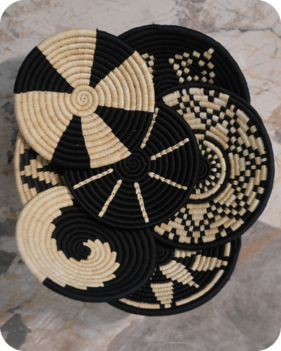 Swadeh Sabai Grass Wall Plates | Set of 7 – Wall Decor on Brown Living™. SKU: C0_sab_00009. Img 6.