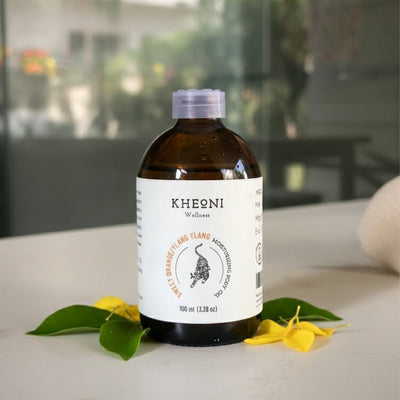 Sweet Orange & Ylang Ylang Moisturizing Body Oil – 100 ml – Body Oil on Brown Living™. SKU: FFBIOY100L. Img 6.