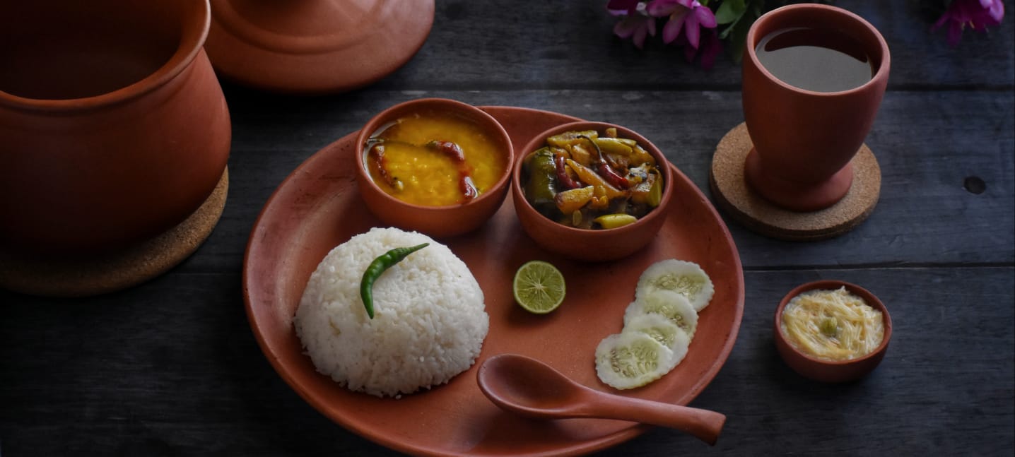 Terracotta 11 Inches Dinner Set – 6 Pcs Handcrafted Clay Set – Dinner Set on Brown Living™. SKU: DS-1. Img 5.